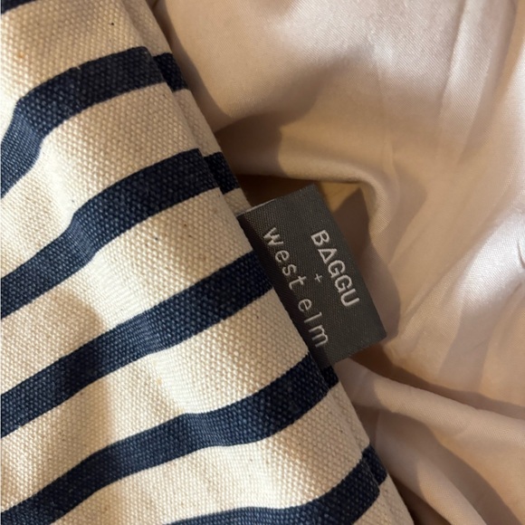 Striped Gold and Navy Tote Bag Baggu x West Elm collab. - Picture 2 of 10